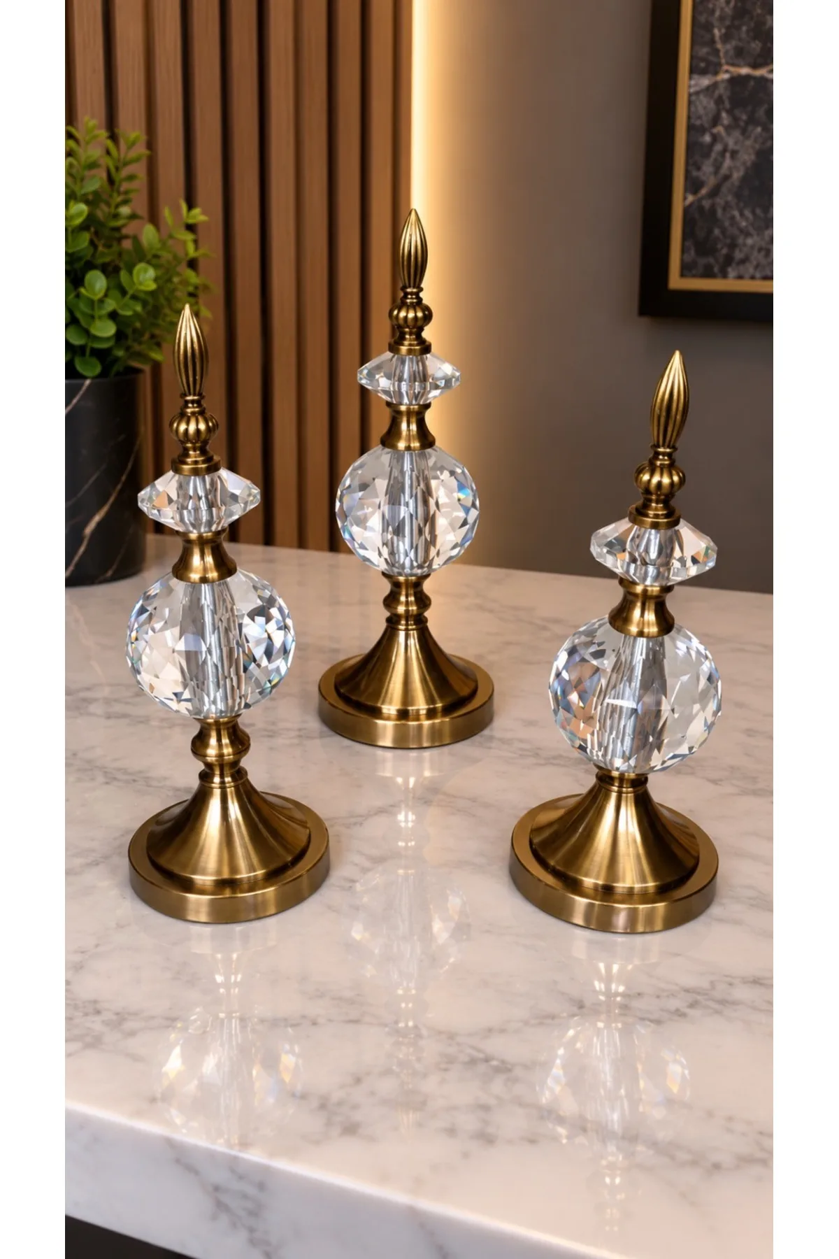 Kristal Detaylı Metal Gövdeli Dekoratif Aksesuar (BRONZ)