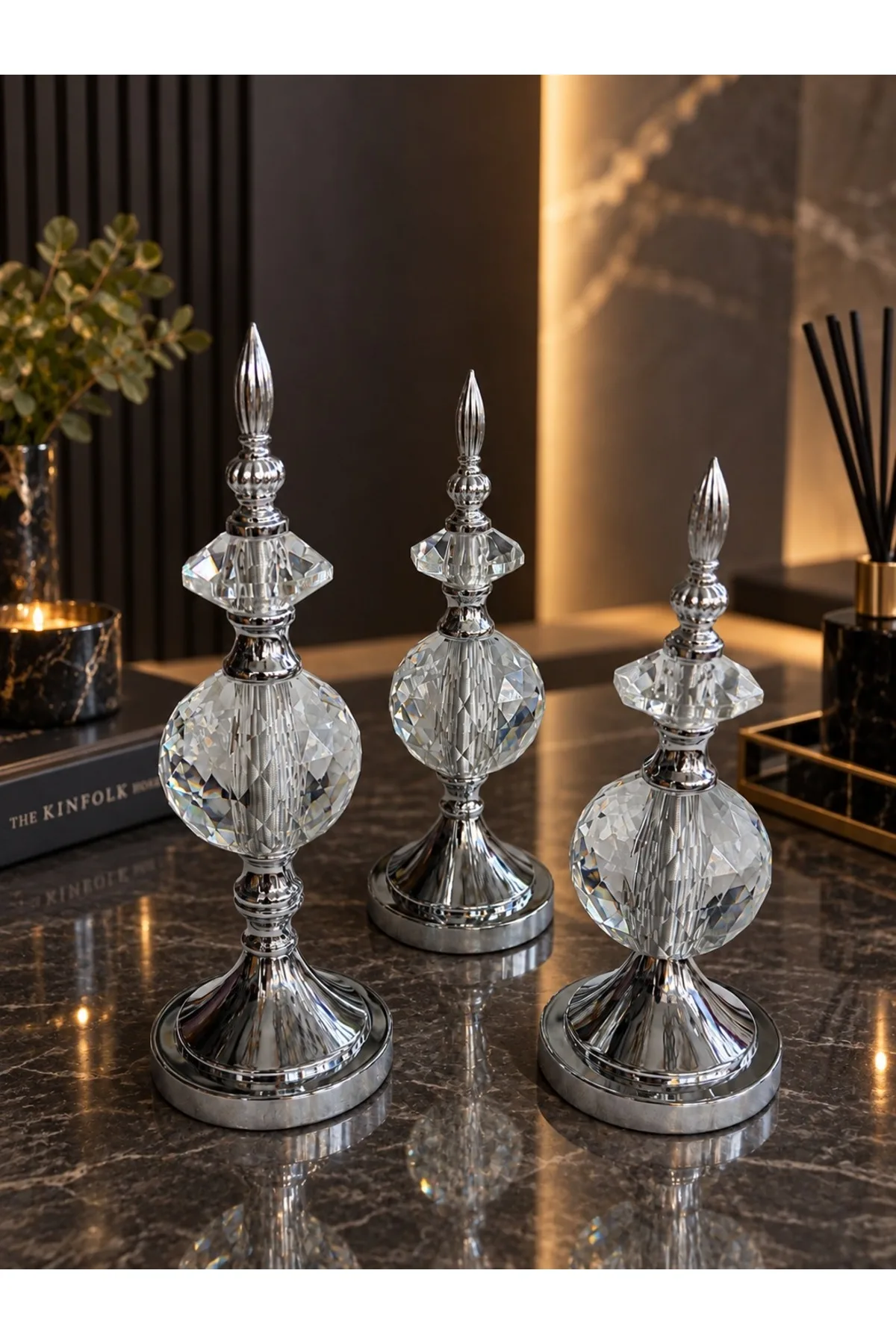 Kristal Detaylı Metal Gövdeli Dekoratif Aksesuar (Bronz)